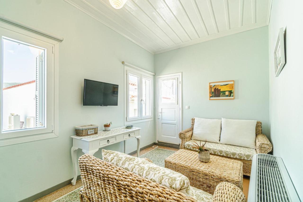 Castel Abaso Boutique Apartments By Explore Andros エクステリア 写真