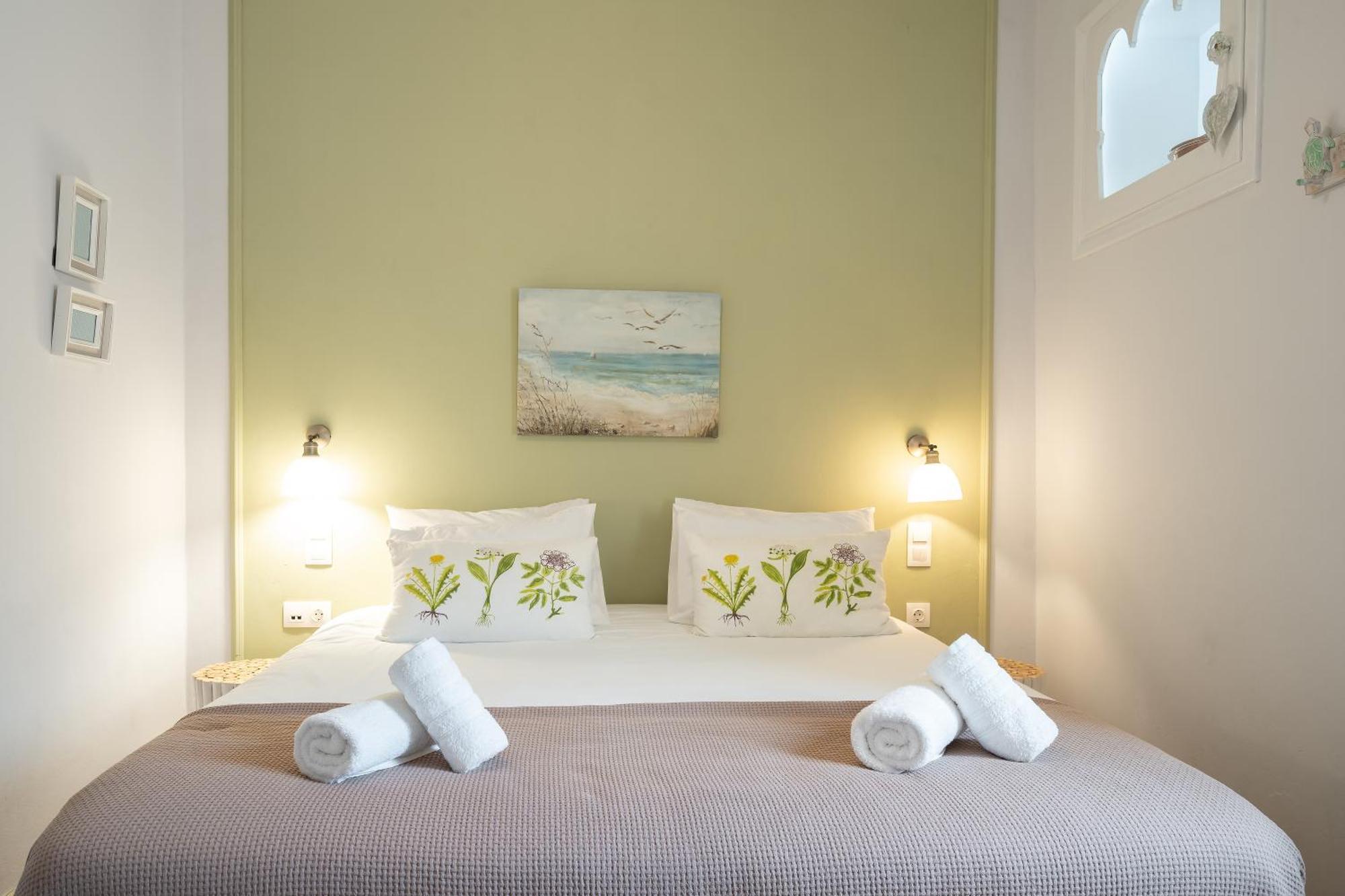 Castel Abaso Boutique Apartments By Explore Andros エクステリア 写真